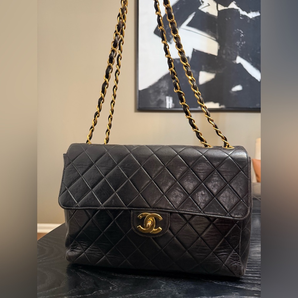 Authentic Chanel Jumbo Classic Flap Leather 24k Gold - Picture 4 of 13